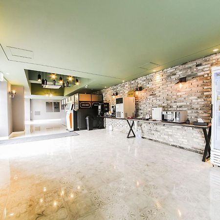 Avenue Hotel Yongin Extérieur photo