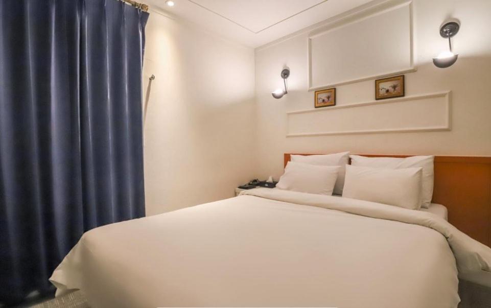 Avenue Hotel Yongin Extérieur photo